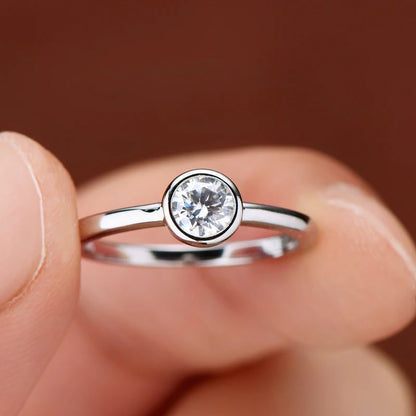 Anziw 925 Sterling Silver 3mm D-E Moissanite Rings for Women Fashion Five Stones Ring Daily Wear Finger Band Fine Jewelry Gifts