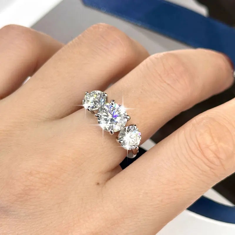 Anziw 8mm&6.5mm 4CTTW Round Moissanite Wedding Engagement Ring 14k Gold Filled Classic 3-Stones Promise Finger Jewelry for Women