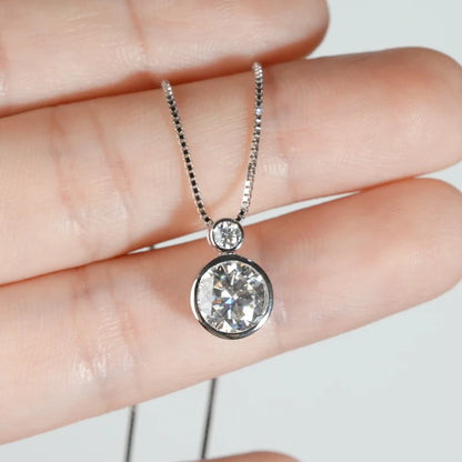 100% 925 Sterling Silver Necklace D2.10CT 8mm&3mm Bezel Setting Round Cut Moissanite Pendant Necklaces for Women S925 Box Chain