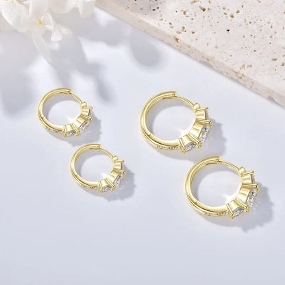 Anziw Classic 6.5mm&4mm&1.3mm D Moissanite 3-Stone Hoop Huggies Earrings 925 Silver Fine Jewelry Valentine's Day Gift for Women