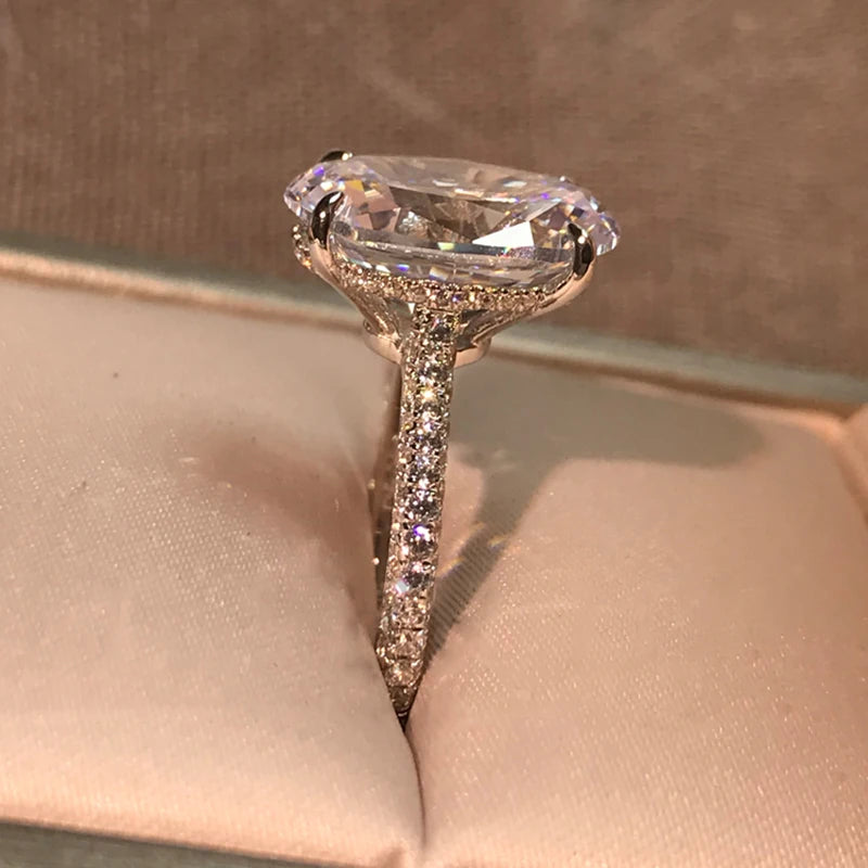 Luxury 5 Carat Oval Cut Engagement Ring for Women Zircon Big Diamond 925 Sterling Silver Wedding Promise Ring 925 Bridal Jewelry