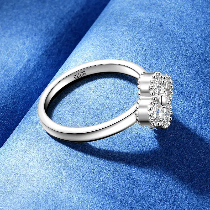 Anziw 0.30CT 4MM Moissanite Ring for Women Real 925 Silver Ring Fashion Clover Flower Finger Jewelry Christmas Valentine's Gifts