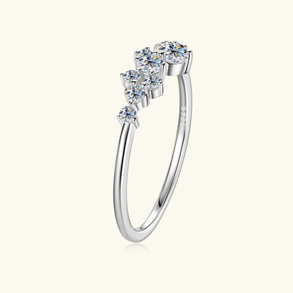 Anziw Cute D0.30CT Moissanite Ring for Women 100% 925 Silver Thin Ring Fashion Finger Band Jewelry Christmas Valentine's Gifts