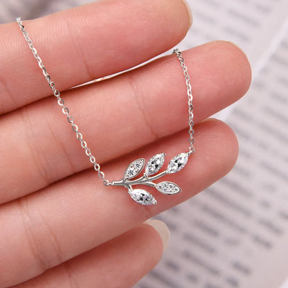Anziw D0.90CT Marquise Cut Moissanite Leaf Pendant Necklace for Women Adjustable Chain 925 Sterling Silver Lab Diamond 40+5cm