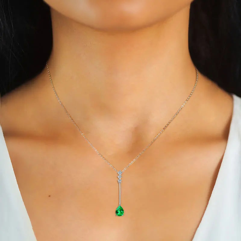 Vintage Round Oval Pear Cut Artificial Emerald Pendant Necklace 925 Silver Luxury Green Gemstone Waterdrop Bar Pendant for Women