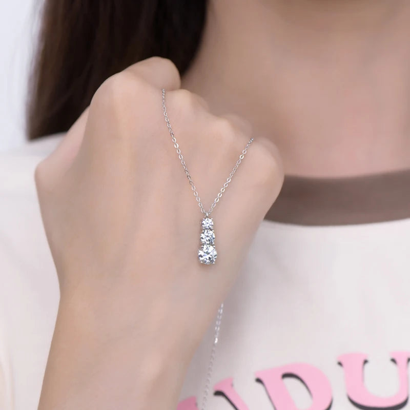 925 Silver D1.85CT Moissanite Necklace Certified Gradual Three Stone Pendant Collar Wedding Anniversary Jewelry Gift for Women
