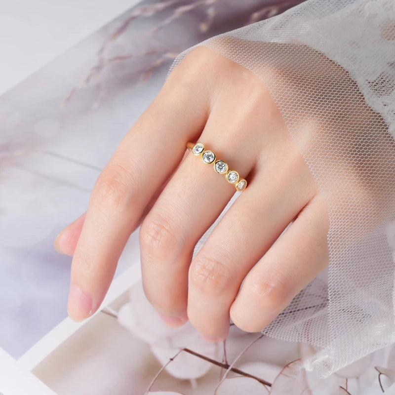 Anziw 925 Sterling Silver 3mm D-E Moissanite Rings for Women Fashion Five Stones Ring Daily Wear Finger Band Fine Jewelry Gifts